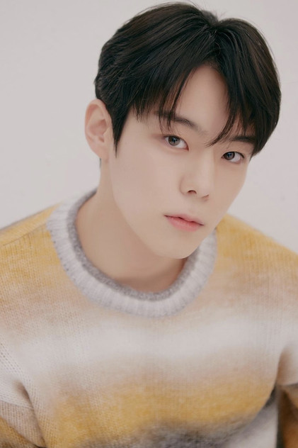 Подборка фильмов с 윤서빈 online на Emblix