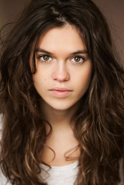 Подборка фильмов с Сабрина Бартлетт online на Emblix