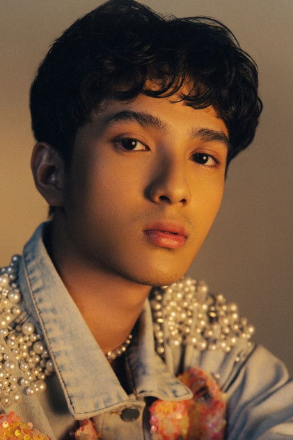 Подборка фильмов с Рафлай Альтама online на Emblix