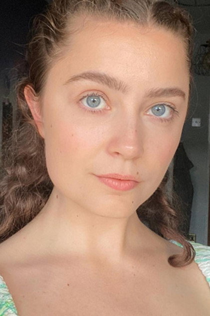 Подборка фильмов с Charlotte Robinson online на Emblix