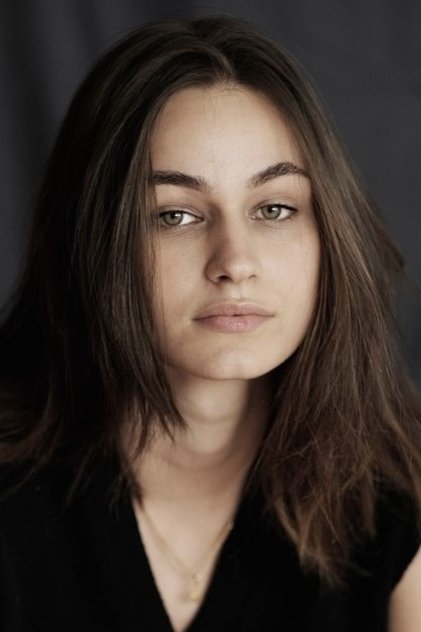 Подборка фильмов с Constance Bascou online на Emblix
