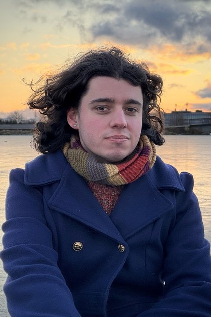 Подборка фильмов с Alex Bates online на Emblix