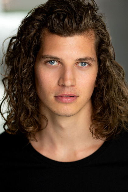 Подборка фильмов с Джулиан Нельсон online на Emblix