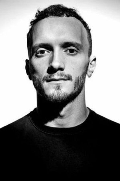 Подборка фильмов с Гарри Прайс online на Emblix