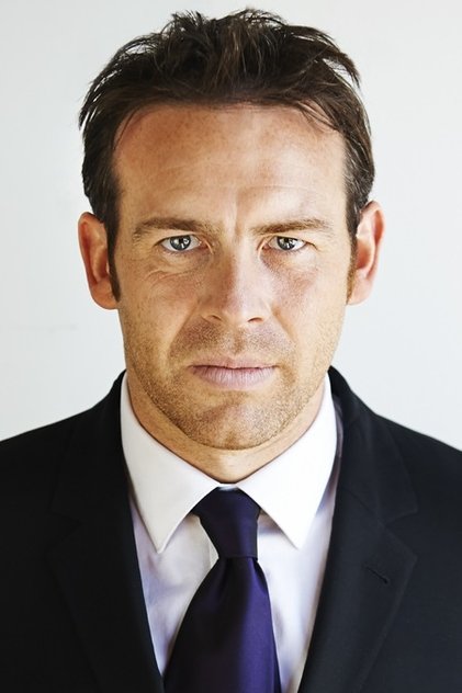 Подборка фильмов с Аллан Джеймс Кук online на Emblix