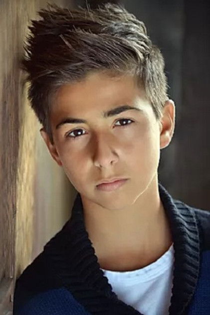 Подборка фильмов с Тристан Эмотт online на Emblix