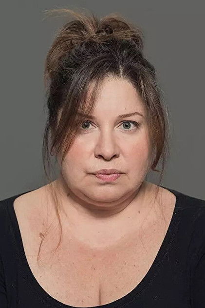 Подборка фильмов с Аслы Омаг online на Emblix