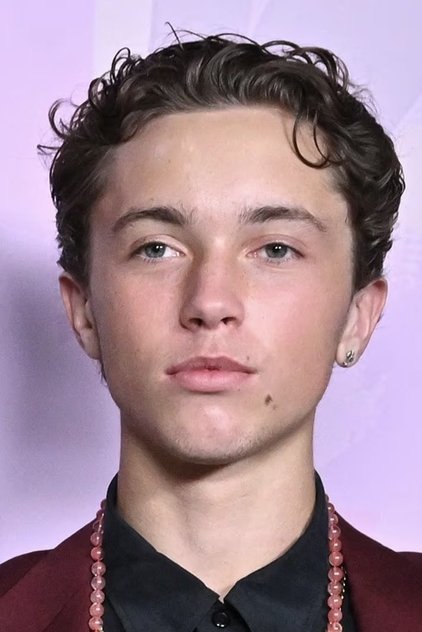 Подборка фильмов с Уайлдер Хадсон online на Emblix