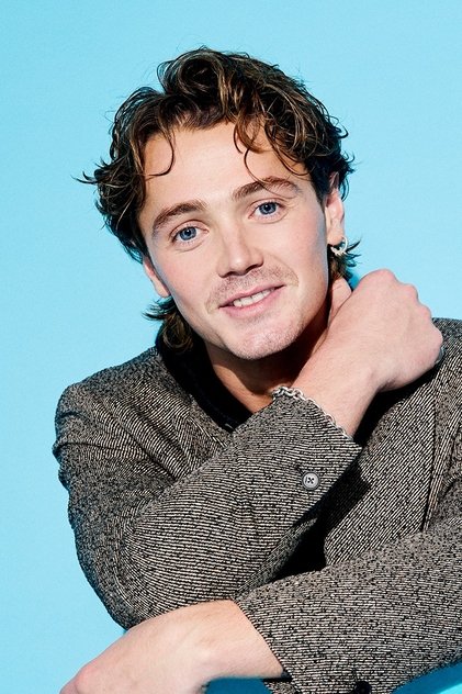 Подборка фильмов с Генри Роули online на Emblix