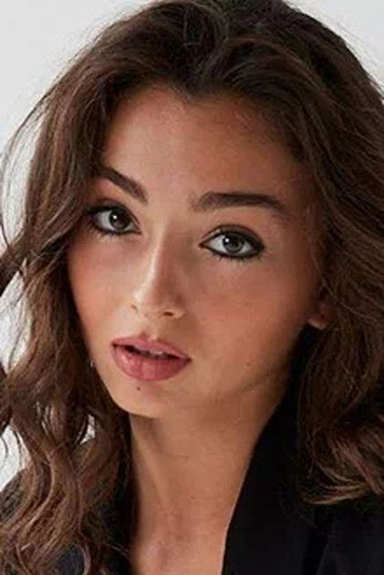 Подборка фильмов с Джулия Пелагатти online на Emblix