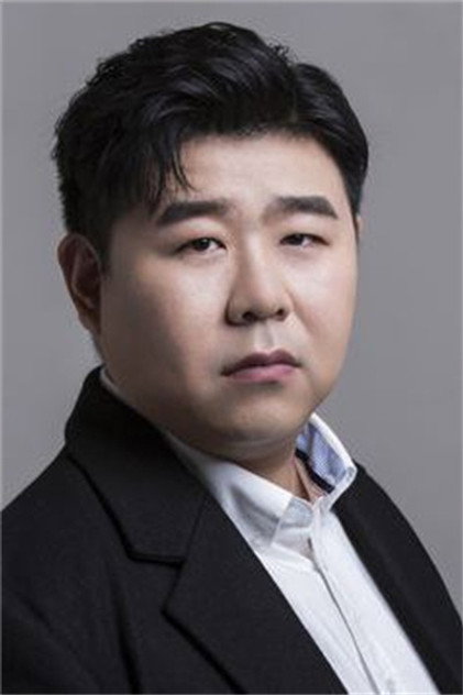 Подборка фильмов с Liu Enshang online на Emblix