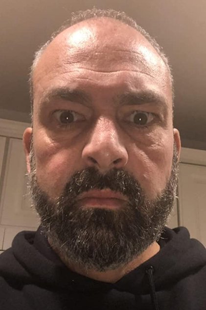 Подборка фильмов с Phil Tavares online на Emblix
