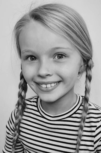 Подборка фильмов с Millie-Rose Crossley online на Emblix