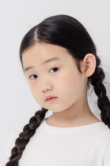 Подборка фильмов с 葉子綺 online на Emblix