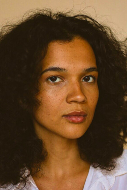 Подборка фильмов с Лаура Луфези online на Emblix