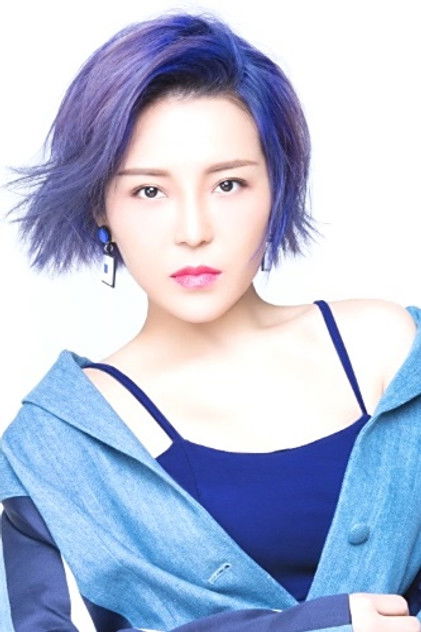 Подборка фильмов с Цуй Цзы Гэ online на Emblix