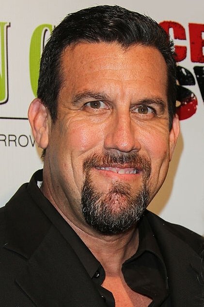 Подборка фильмов с Джон Маккарти online на Emblix