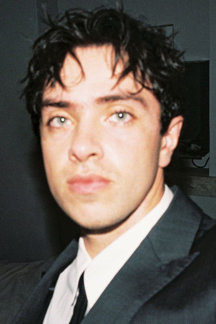 Подборка фильмов с Эйдан Замири online на Emblix