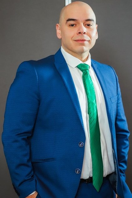 Подборка фильмов с Armando Aquino online на Emblix