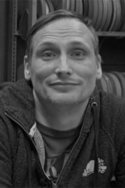 Подборка фильмов с Ник Кросс online на Emblix