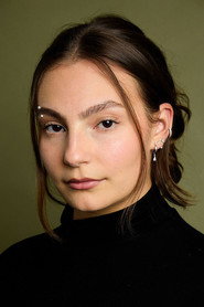 Подборка фильмов с Avery Potemri online на Emblix