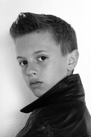 Подборка фильмов с Dylan Torrell online на Emblix