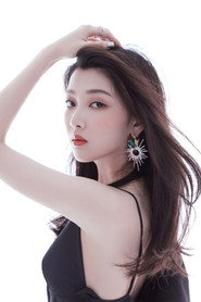 Подборка фильмов с Huang Jiarong online на Emblix