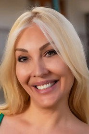 Подборка фильмов с Кристина Рападо online на Emblix