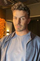 Подборка фильмов с Фестер Абду online на Emblix