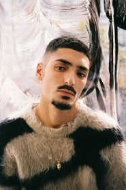 Подборка фильмов с Sneazzy online на Emblix