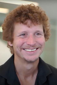 Подборка фильмов с Роберт Валлей online на Emblix