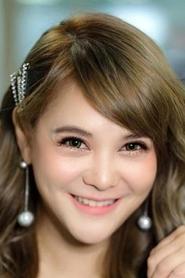 Подборка фильмов с พิมพ์มาดา บริรักษ์ศุภกร online на Emblix