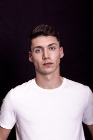 Подборка фильмов с Marcel Serrano online на Emblix