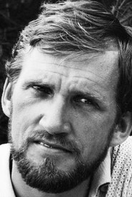 Подборка фильмов с Йенс Эстерхольм online на Emblix