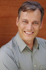 Подборка фильмов с Scott Broughton online на Emblix