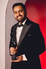 Подборка фильмов с Monal Thaakar online на Emblix