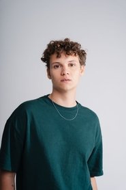 Подборка фильмов с Лукас Карвальо online на Emblix