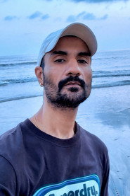 Подборка фильмов с Subodhh Sharma online на Emblix