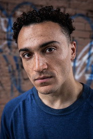 Подборка фильмов с Lucas Jones online на Emblix