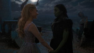 Злая. Часть 2 кадр 197 онлайн-кинотеатр Эмбликс