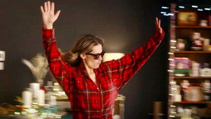 Одна на рождество кадр 7 онлайн-кинотеатр Эмбликс