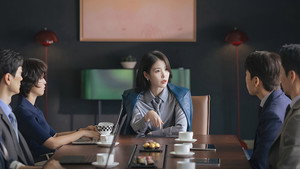 Жена принца XXI века кадр 36 на Эмбликс в Hd