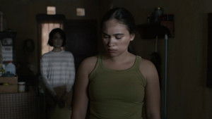 Она не мать кадр 24 онлайн-кинотеатр Эмбликс