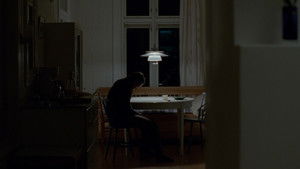 Сентиментальная ценность кадр 59 онлайн-кинотеатр Эмбликс