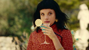 Клео кадр 9 на Эмбликс в Hd