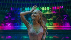 Злая. Часть 2 кадр 95 онлайн-кинотеатр Эмбликс