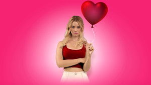 С Днём проклятого Валентина! кадр 1 онлайн-кинотеатр Эмбликс