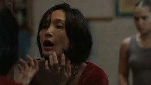 Она не мать кадр 26 онлайн-кинотеатр Эмбликс