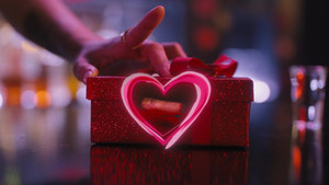 Любовь - боль кадр 10 онлайн-кинотеатр Эмбликс