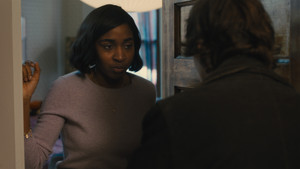 Элла Маккей кадр 28 онлайн-кинотеатр Эмбликс